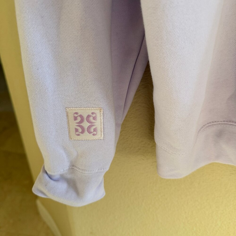 Glossier Lavender Hoodie XL | Limited Edition Pastel - Picture 3 of 7